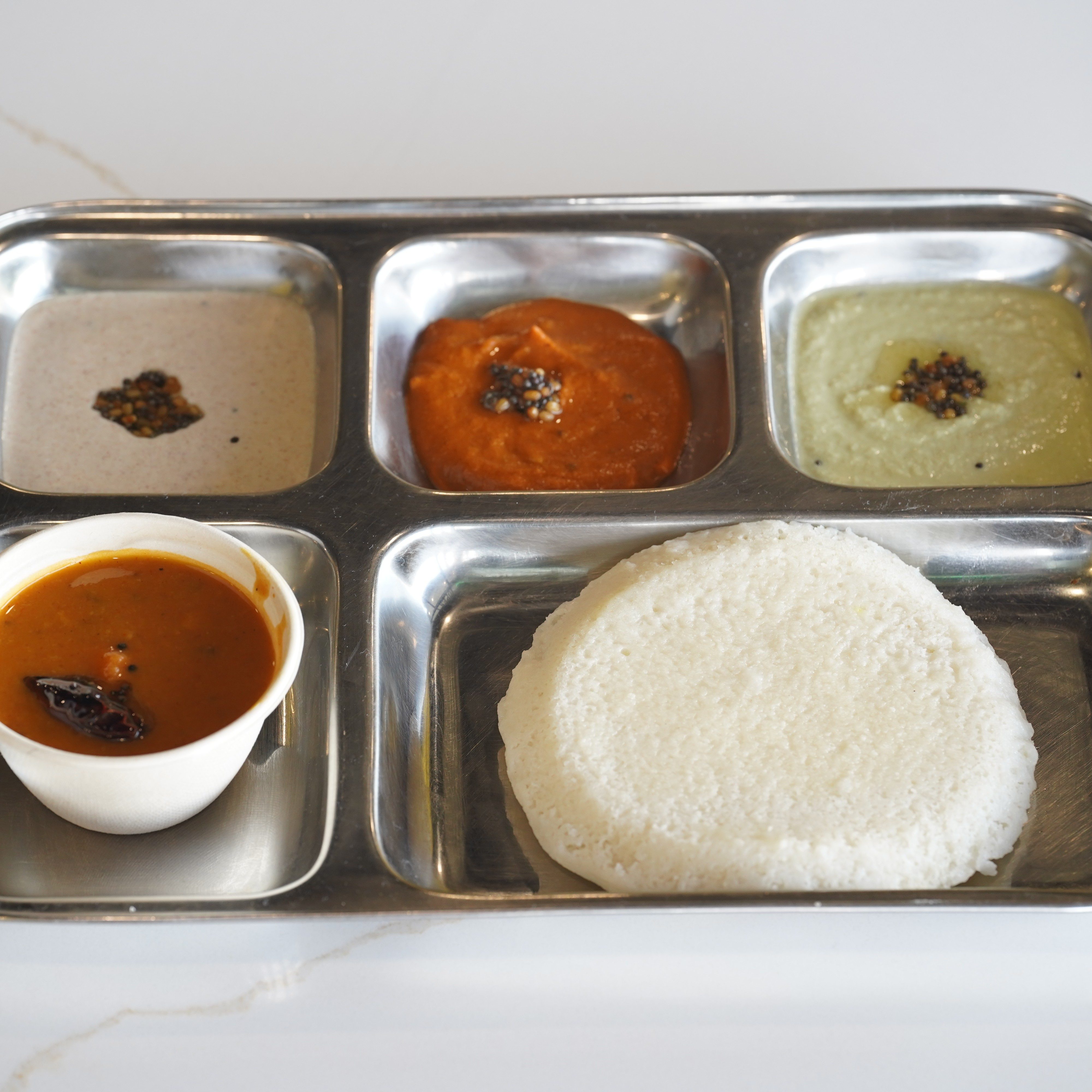 Thatte Idli.