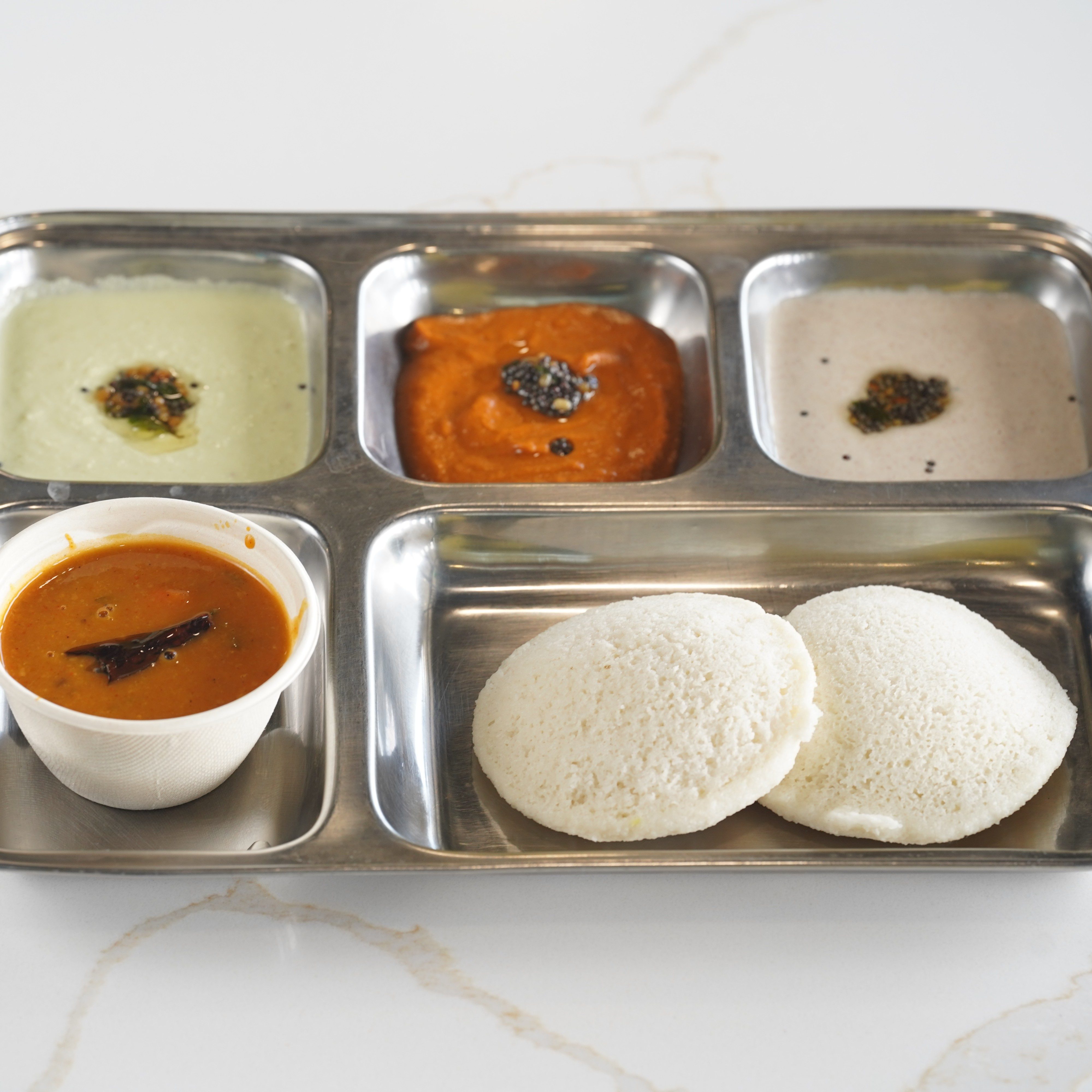 Plain Idli (2 Pieces).