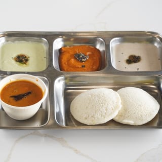 Plain Idli (2 Pieces